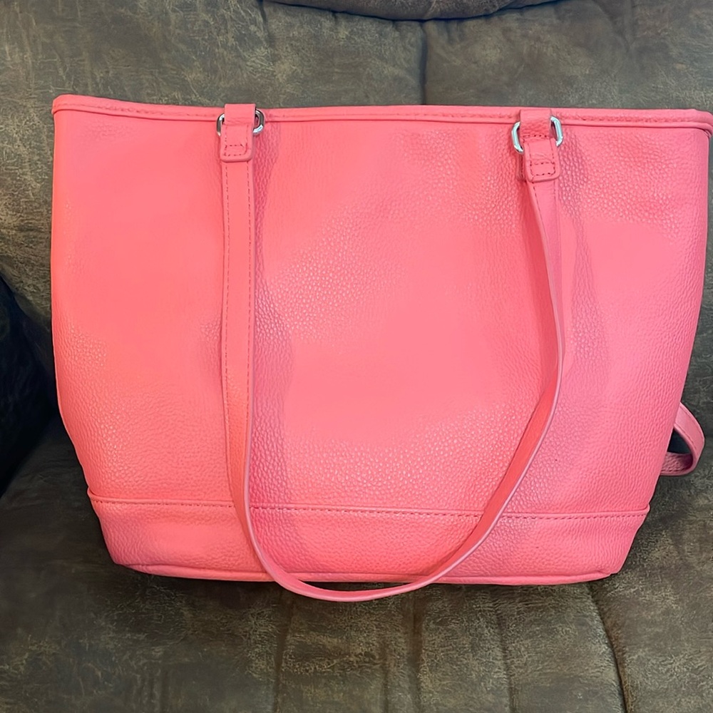 Thirty One Coral purse and wallet